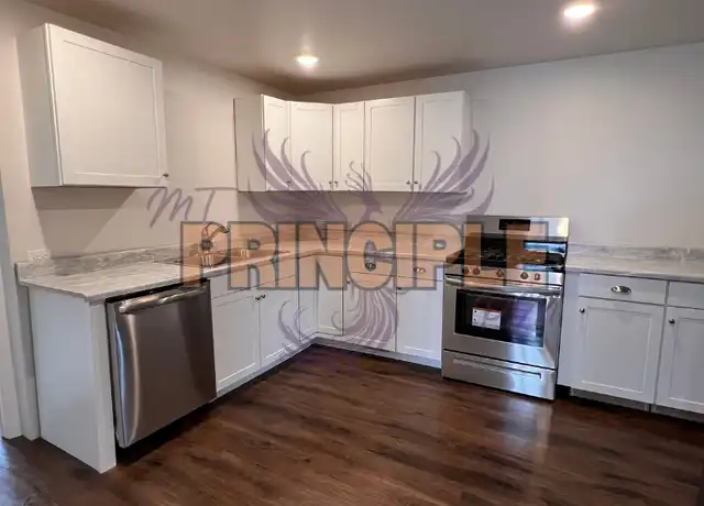 Property at 909 N Main St, Butte, MT, 59701, 3 beds, 2 baths, [object Object]