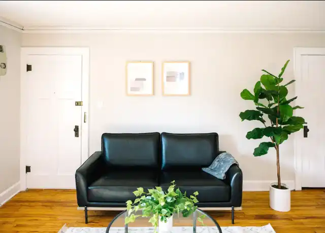 Property at 4009 University Ave Unit 1, Des Moines, IA, 50311, 1 bed, 1 bath, [object Object]