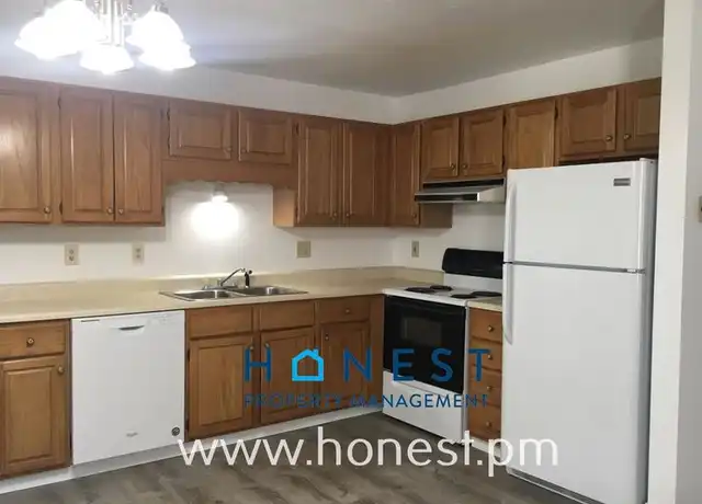 Property at 2647 W River Rd Unit 3, Sidney, ME, 04330, 1 bed, 1 bath, [object Object]