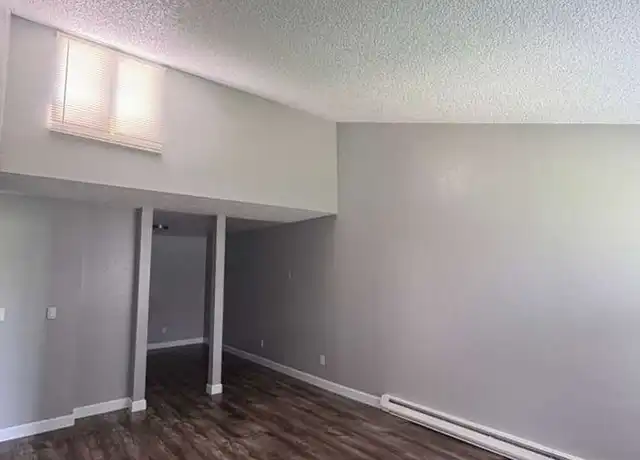 Property at 505 S Olympia St Unit 505 D3, Kennewick, WA, 99336, 2 beds, 1 bath, [object Object]