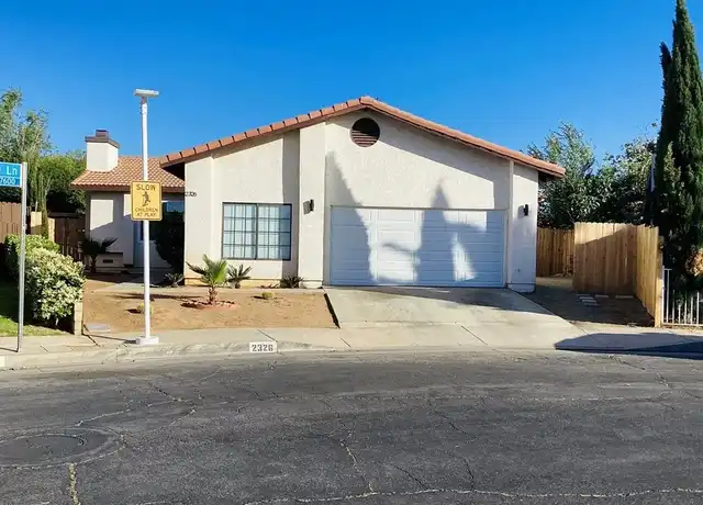 Property at 2326 Scott Ave, Palmdale, CA, 93550, 4 beds, 2 baths, [object Object]