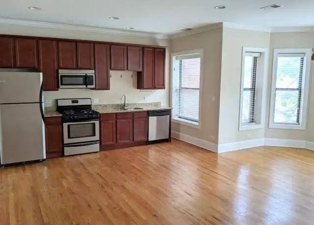Property at 900 Reba Pl, Evanston, IL, 60202, 2 beds, 1 bath, [object Object]