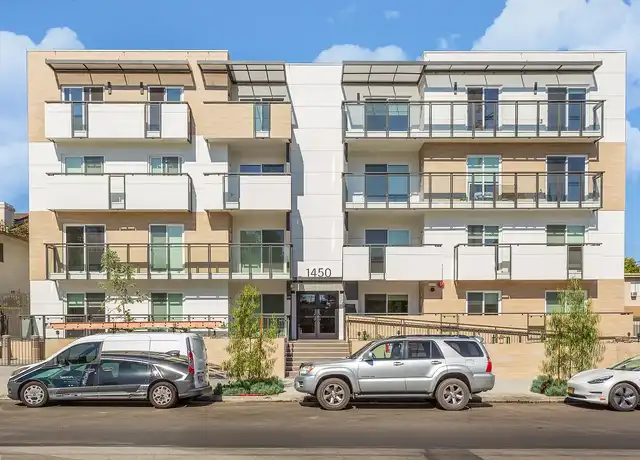 Property at 1450 S Barrington Ave, Los Angeles, CA, 90025, 3-5 beds, 2-4 baths, [object Object]