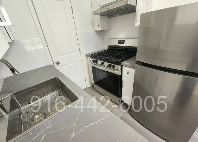Property at 2424 P St Unit 3, Sacramento, CA, 95816, 1 bed, 1 bath, [object Object]