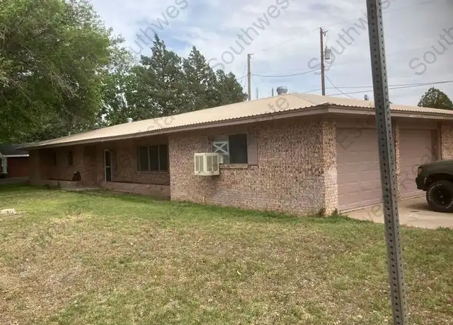 Property at 141 Texas Dr, Portales, NM, 88130, 3 beds, 1.5 baths, [object Object]