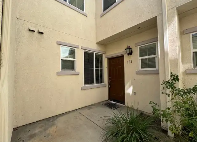 Property at 15325 Oak Tree Dr #104, Lake Elsinore, CA, 92532, 3 beds, 2.5 baths, [object Object]