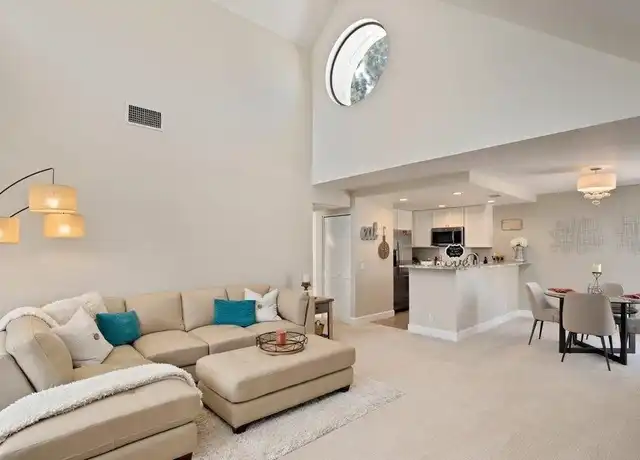 Property at 11825 Caminito Ronaldo Unit 2A, San Diego, CA, 92127, 1 bed, 1 bath, [object Object]