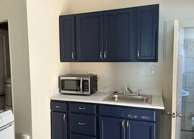 Property at 616 Walter St SE Unit A, Albuquerque, NM, 87102, 1 bed, 1 bath, [object Object]