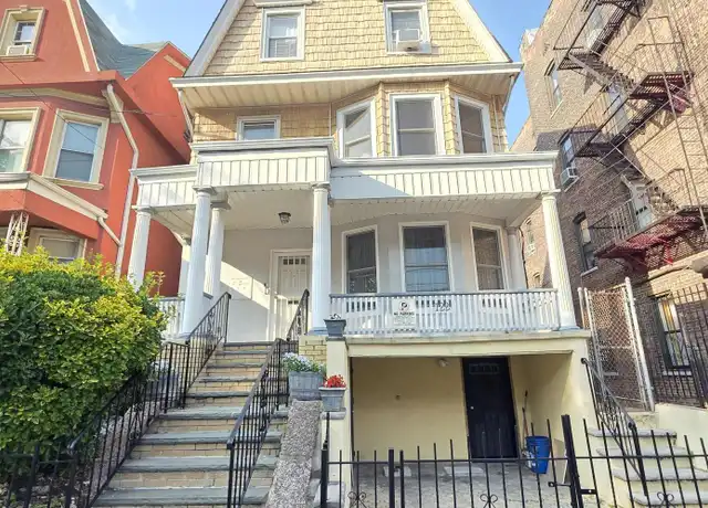 Property at 122 Jewett Ave #2, Jersey City, NJ, 07304, 1 bed, 1 bath, [object Object]