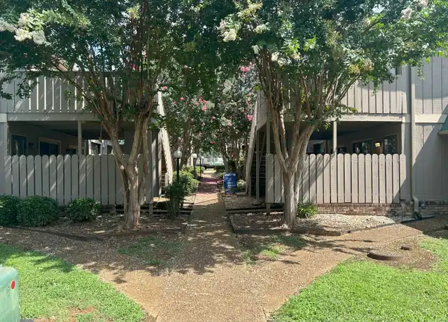 Property at 2225 Golf Rd SW Unit 515, Huntsville, AL, 35802, 2 beds, 1.5 baths, [object Object]