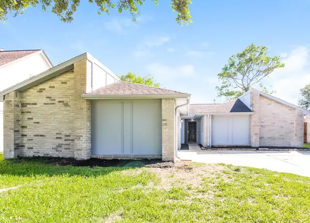 Property at 10936 Pinewood Ct, La Porte, TX, 77571, 3 beds, 2 baths, [object Object]