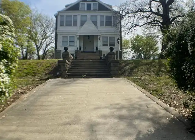 Property at 708 S 5th St Unit 301, Independence, KS, 67301, 1 bed, 1 bath, [object Object]