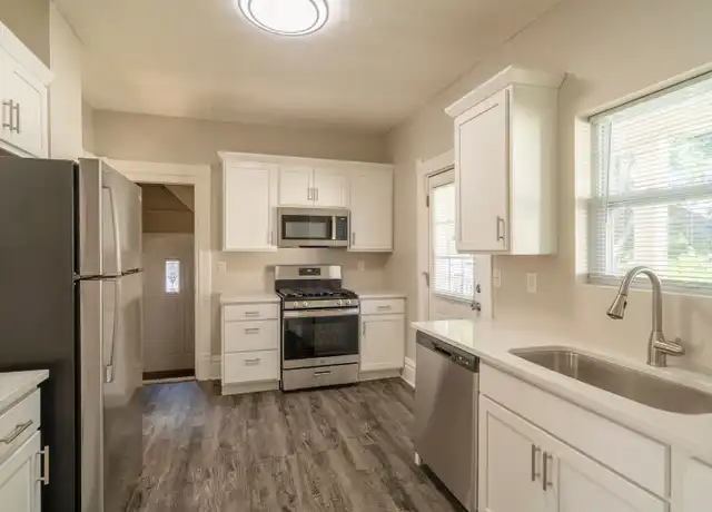 Property at 258 Quimby St NE Unit 01, Grand Rapids, MI, 49505, 2 beds, 1 bath, [object Object]