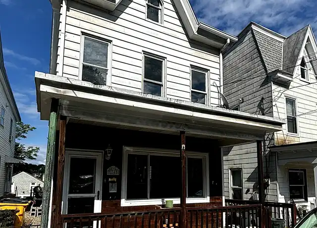 Property at 84 N Berne St, Schuylkill Haven, PA, 17972, 3 beds, 1.5 baths, [object Object]
