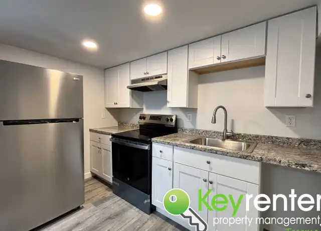 Property at 5210 S K St, Tacoma, WA, 98408, 2 beds, 1 bath, [object Object]