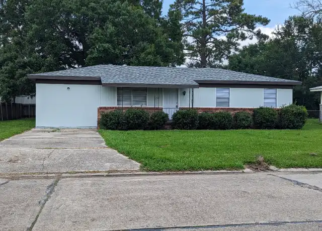 Property at 511 E Santa Clara St, New Iberia, LA, 70563, 3 beds, 1.5 baths, [object Object]