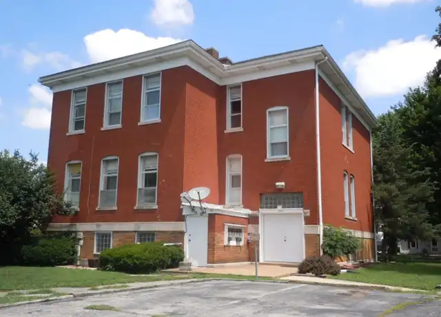Property at 502 Wadsworth St Unit A, Collinsville, IL, 62234, 1 bed, 1 bath, [object Object]