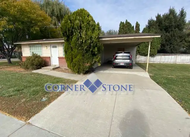 Property at 204 E Amity Ave, Nampa, ID, 83686, 2 beds, 1 bath, [object Object]