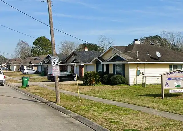 Property at 46 Iris Ln Unit 101, Westwego, LA, 70094, 2 beds, 1 bath, [object Object]