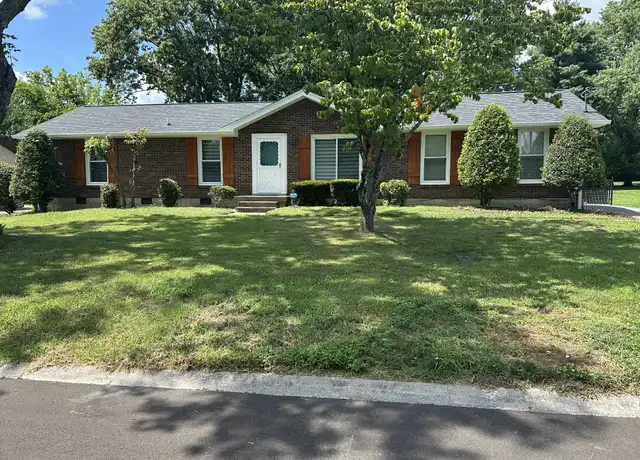 Property at 107 Louann Ln, Hendersonville, TN, 37075, 3 beds, 2 baths, [object Object]