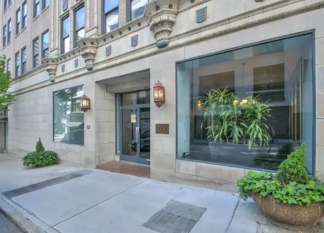 Property at 700 Church St #806, Nashville, TN, 37203, 1 bed, 1 bath, [object Object]