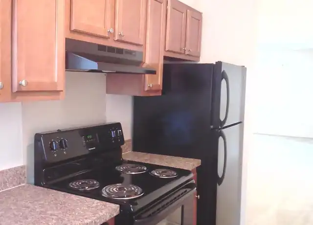 Property at Lenox Woods - 2255 Lenox Rd NE, Atlanta, GA, 30324, 2-3 beds, 2 baths, [object Object]