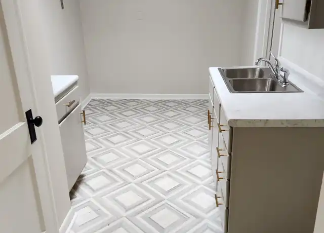 Property at 510 Saint Joseph St, Rapid City, SD, 57701, 1 bed, 1 bath, [object Object]