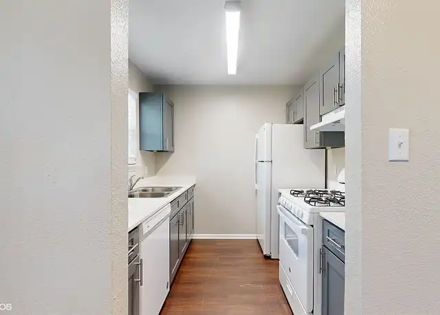 Property at Bella Vista Apartments - 2501 Anken Dr, Austin, TX, 78741, 1-3 bed, 1-1.5 bath, [object Object]
