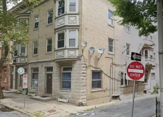 Property at 28 S 2nd St Unit 1ST, Easton, PA, 18042, 2 beds, 1.5 baths, [object Object]