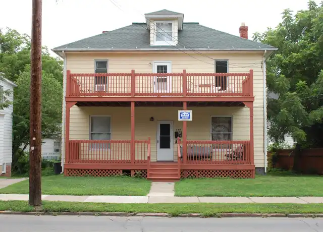 Property at 149 E State St Unit C, Athens, OH, 45701, 4 beds, 2 baths, [object Object]