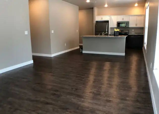 Property at 225 E Prentiss St #101, Iowa City, IA, 52240, 2 beds, 2 baths, [object Object]