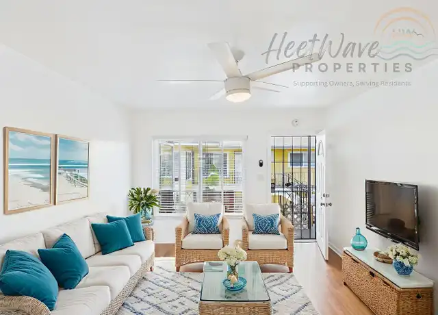 Property at 4659 1/2 Muir Ave Unit 4659 1/2, San Diego, CA, 92107, 1 bed, 1 bath, [object Object]