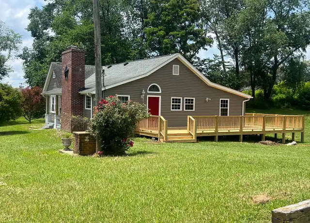 Property at 1414 Muddy Creek Rd, Blountville, TN, 37617, 4 beds, 2 baths, [object Object]