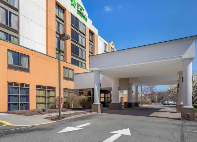 Property at Furnished Studio - Pittsburgh - Cranberry - I-76 - 136 Emeryville Dr, Cranberry Twp, PA, 16066, 0 beds, 1 bath, [object Object]