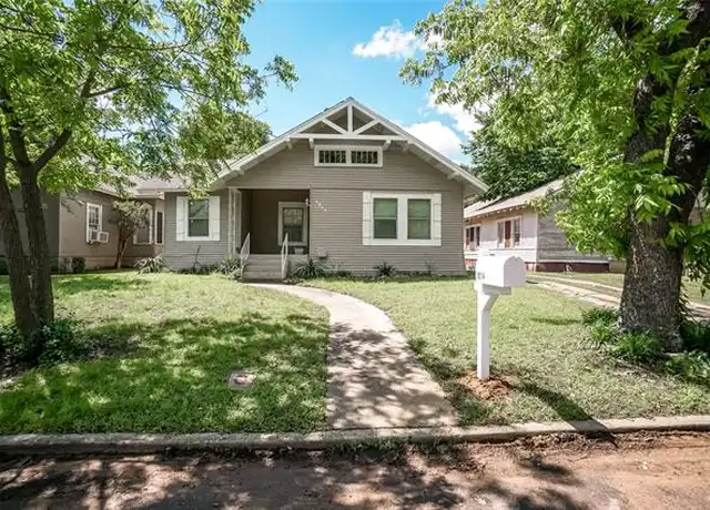 Property at 1014 W Walker St, Denison, TX, 75020, 3 beds, 2 baths, [object Object]