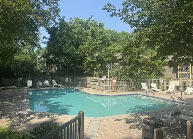 Property at 2071 Woodlawn Dr SW Unit 2071, Huntsville, AL, 35802, 1 bed, 1 bath, [object Object]