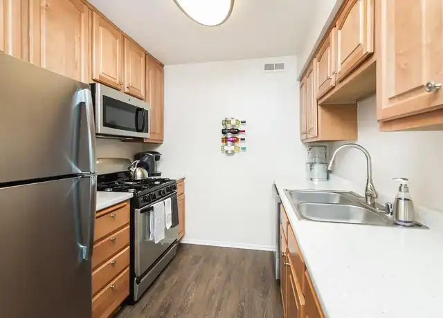Property at Surfside Villas - 7795 Neptune Dr, Huntington Beach, CA, 92648, 2-3 beds, 1.5-2 baths, [object Object]