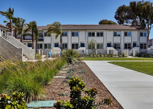 Photo of 7795 Neptune Dr, Huntington Beach, CA 92648