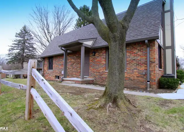 Property at 1970 Pondview Ct, Rochester Hills, MI, 48309, 3 beds, 1.5 baths, [object Object]