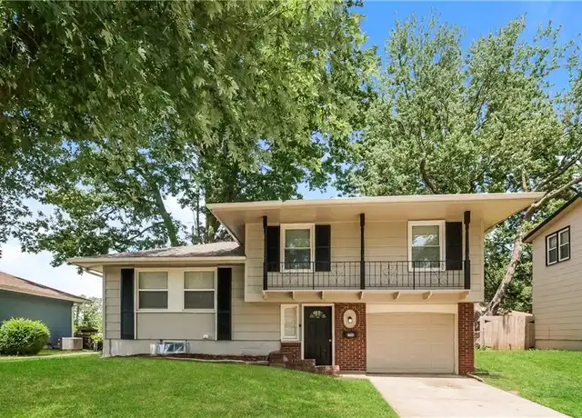 Property at 7908 E 117th Ter, Kansas City, MO, 64134, 3 beds, 2 baths, [object Object]