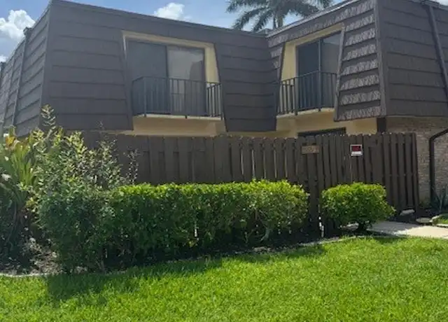 Property at 1589 Park Meadows Dr #2, Fort Myers, FL, 33907, 2 beds, 2 baths, [object Object]