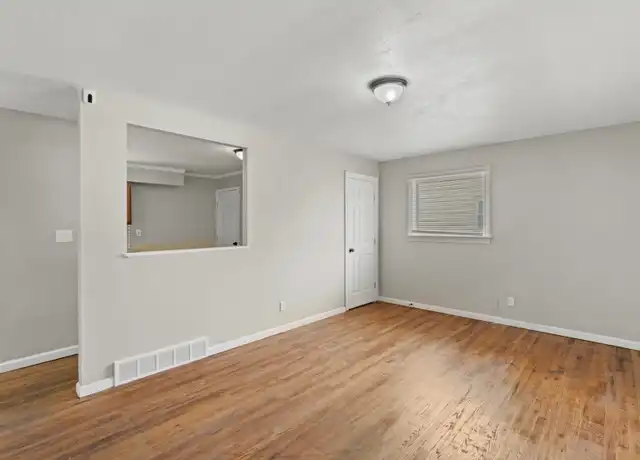 Property at 1147 Congress Ave, Saint Louis, MO, 63138, 4 beds, 2 baths, [object Object]