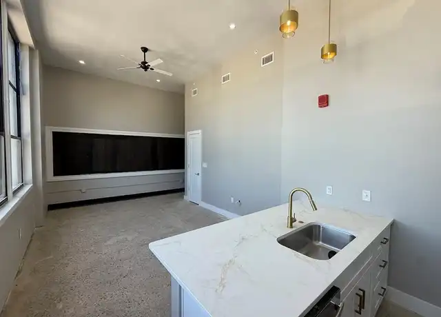 Property at 332 34th St Unit 208, Newport News, VA, 23607, 1 bed, 1 bath, [object Object]