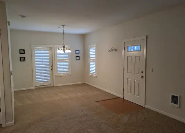 Property at 10828 NE Red Wing Way Unit 102, Hillsboro, OR, 97006, 1 bed, 1 bath, [object Object]