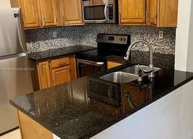 Property at 415 W Park Dr #201, Miami, FL, 33172, 3 beds, 2 baths, [object Object]