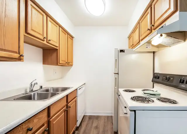 Photo of 881 Soft Wind Rd, Vista, CA 92081