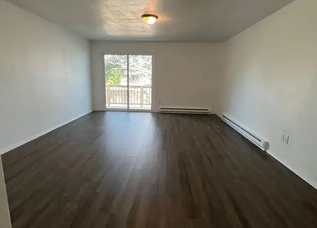 Property at 1912 Dawn Ct Unit C, Klamath Falls, OR, 97603, 2 beds, 1 bath, [object Object]