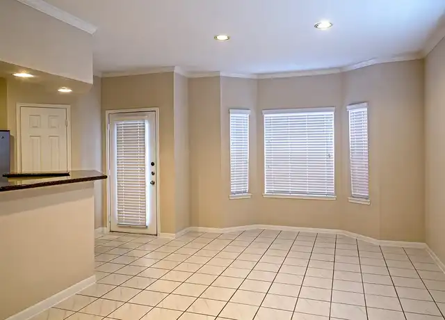 Property at Miramar Townhomes - 2380 Bering Dr, Houston, TX, 77057, 2-3 beds, 2 baths, [object Object]