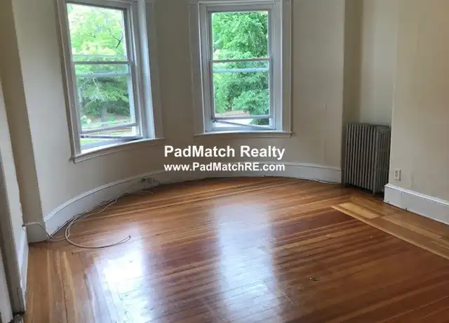 Property at 1595 Beacon St Unit 5, Brookline, MA, 02446, 1 bed, 1 bath, [object Object]
