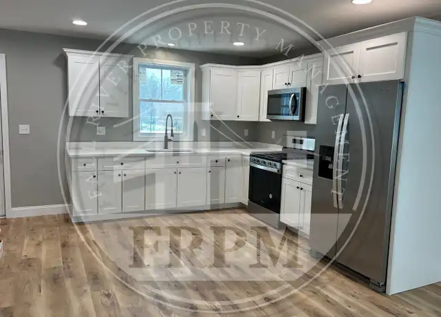 Property at 403 Lewis Lndg, Fairhaven, MA, 02719, 2 beds, 1.5 baths, [object Object]